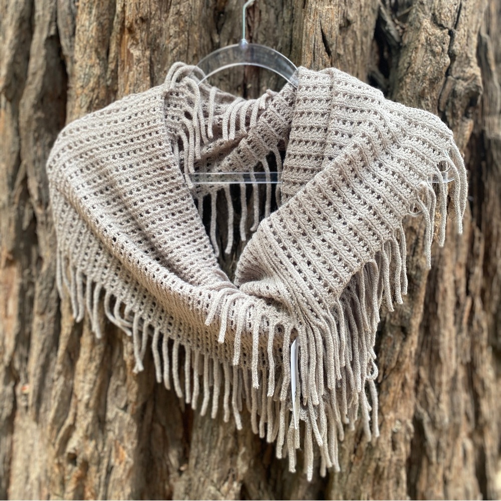 NWT Nordstrom Brass Plum Nude Tan  Fringe Infinity Scarf OS
